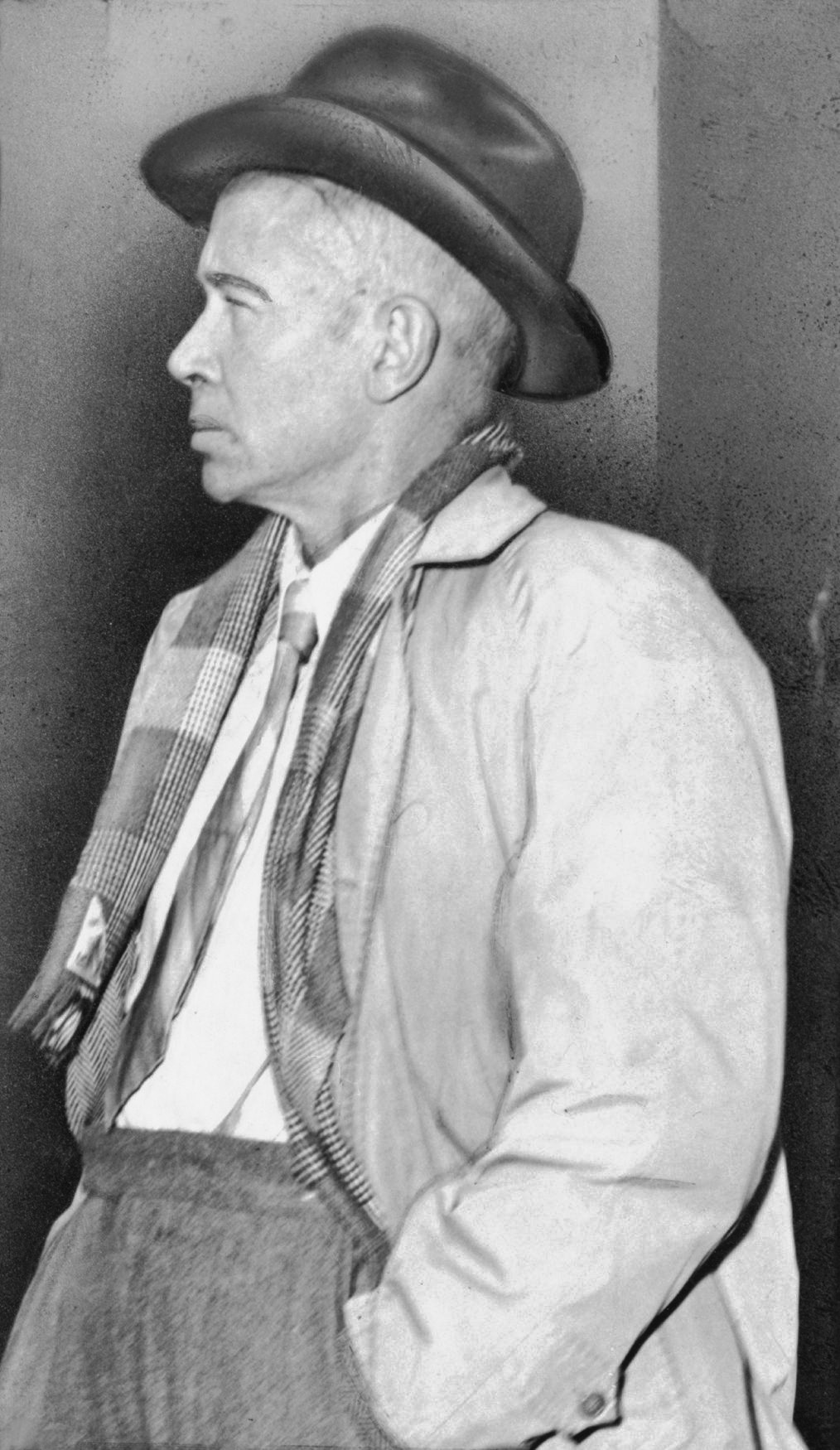 E.E. Cummings fotka