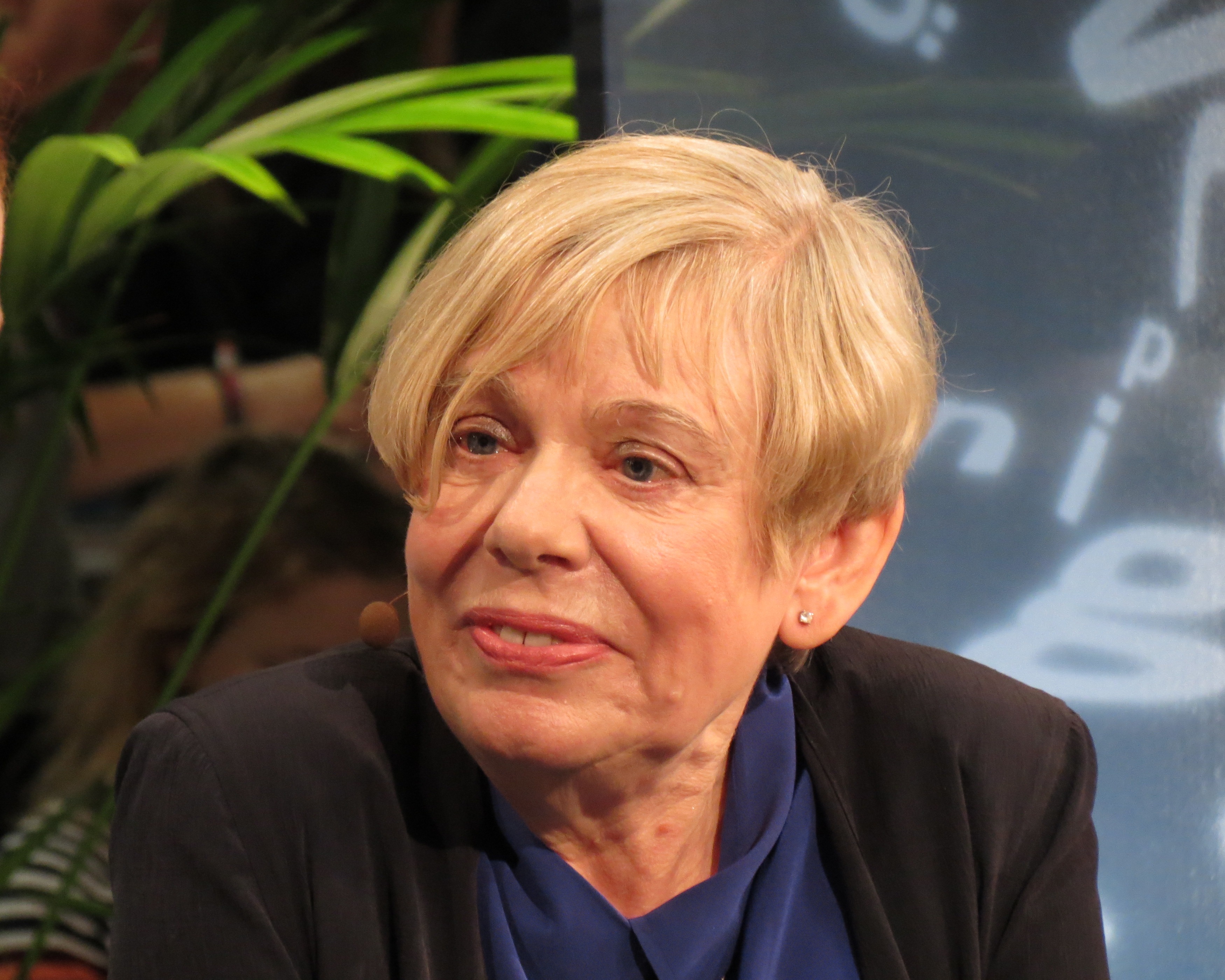Karen Armstrong fotka