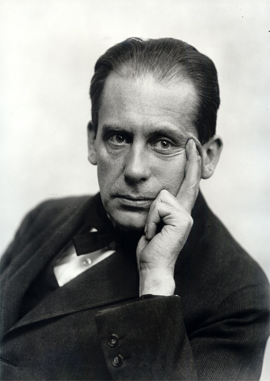 Walter Gropius fotka